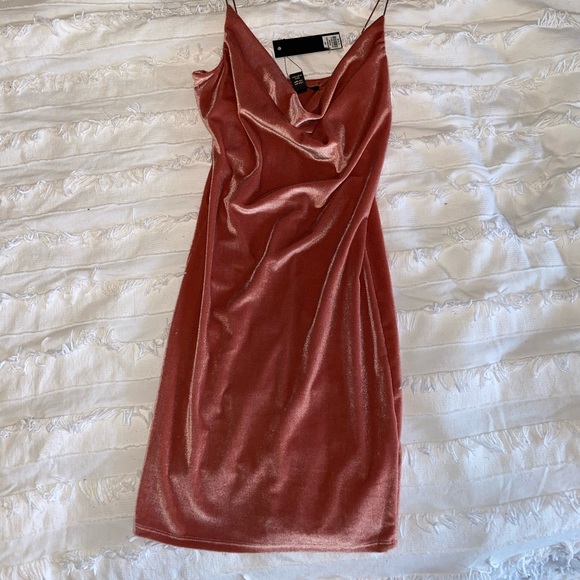 Dresses & Skirts - Mini dress